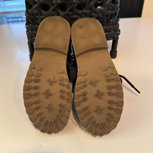 OLD NAVY Toddler Girl Black Patent zip up Boots - Picture 5 of 5